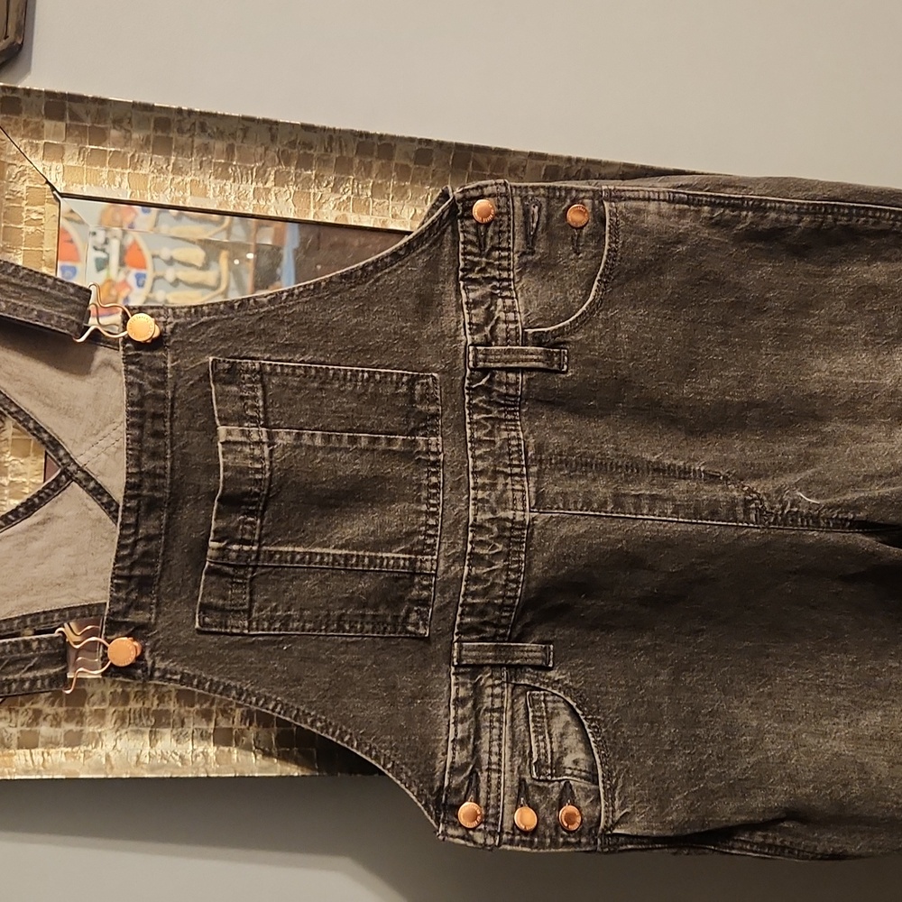 Overalls - Picture 2 of 5